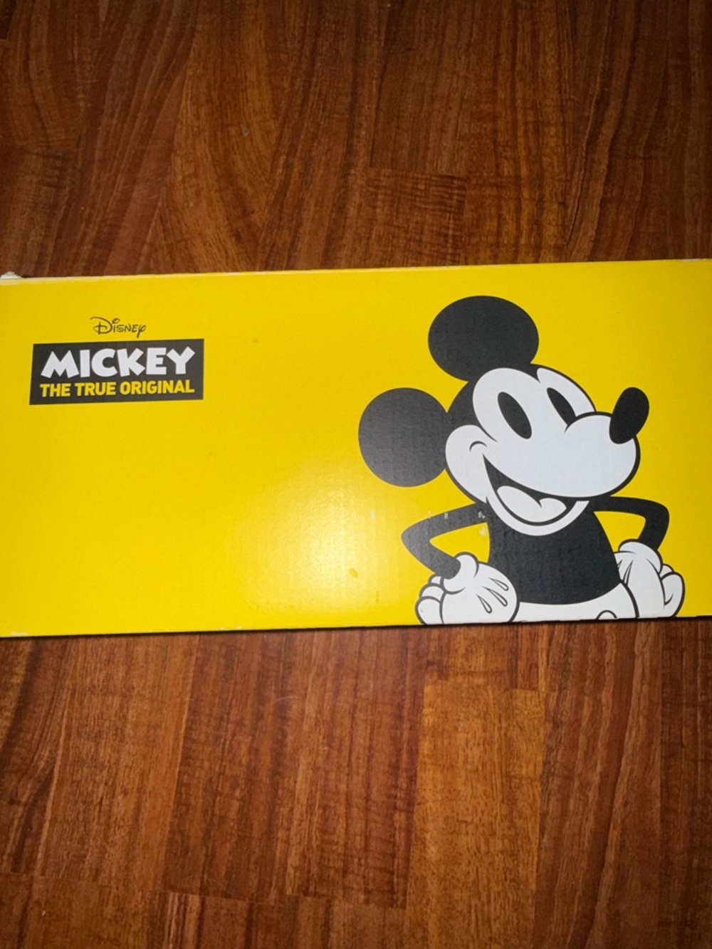 Vans x Disney Old Skool 80’s Mickey - Picture 8 of 8